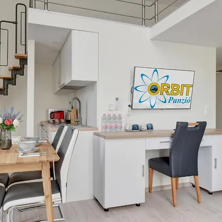 Orbit Panzio 3*