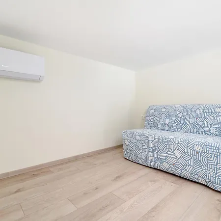 Orbit Panzio Hotel