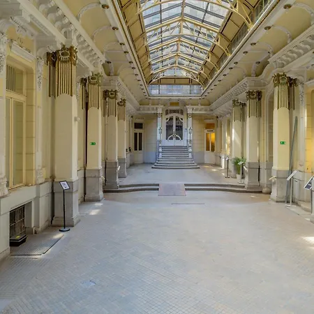 Orbit Panzio فندق 3*