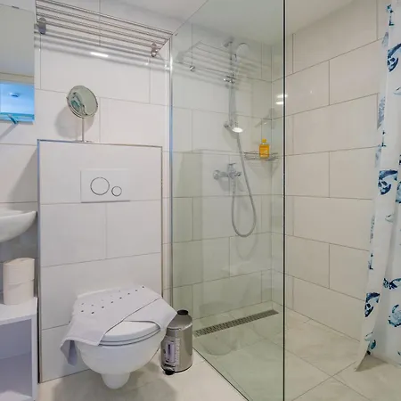 Orbit Panzio Hotel 3*