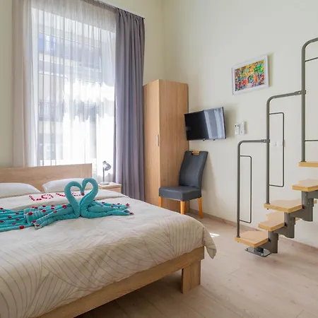 فندق Orbit Panzio