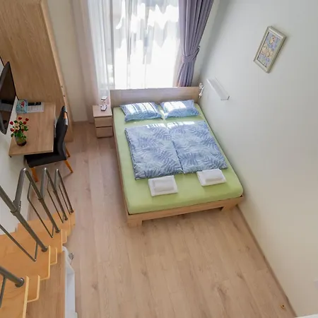 فندق Orbit Panzio