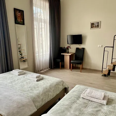 Orbit Panzio Hotel