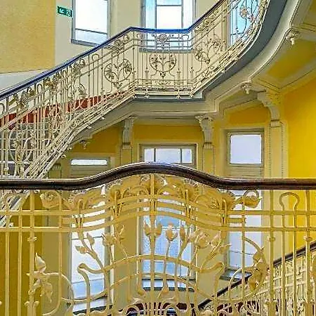 Orbit Panzio Hotel 3*