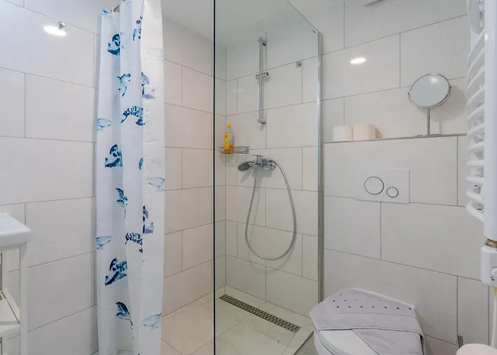 Hotel Orbit Panzio 3*