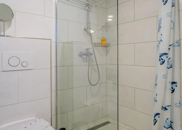 Hotell Orbit Panzio 3*