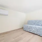 Orbit Panzio Ξενοδοχείο