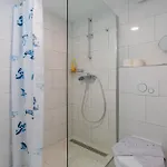 Ξενοδοχείο Orbit Panzio 3*