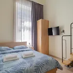 Orbit Panzio 3*