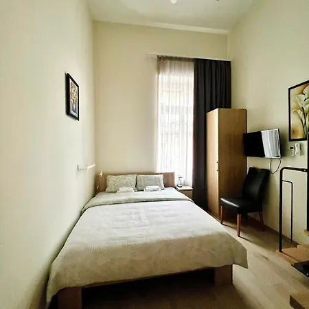 Orbit Panzio Hotel