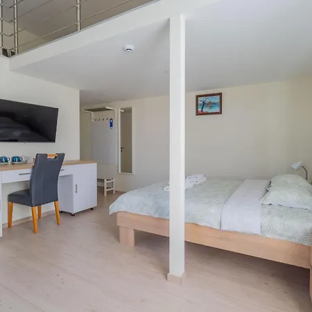 Hotel Orbit Panzió