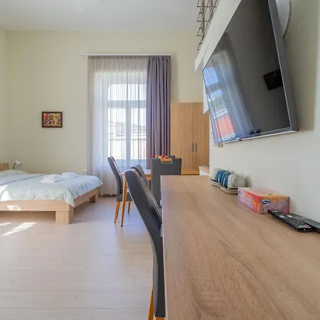 Hotel Orbit Panzio 3*