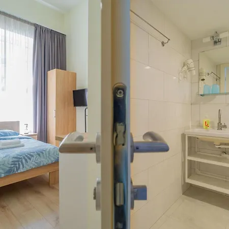 Hotel Orbit Panzio 3*